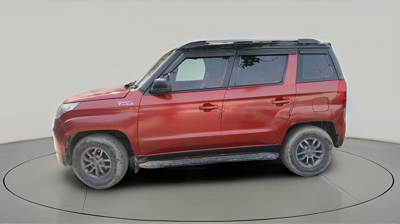 2018 Mahindra TUV300 T10 DUAL TONE, Diesel, Manual, 80,454 km, exterior