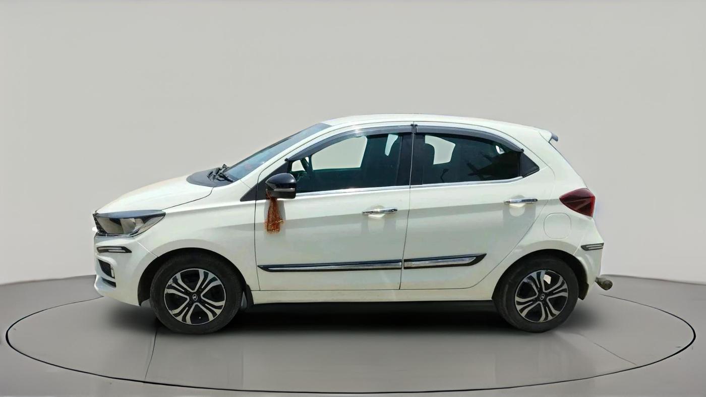 2023 Tata Tiago XT RHYTHM PETROL, Petrol, Manual, 50,598 km, exterior