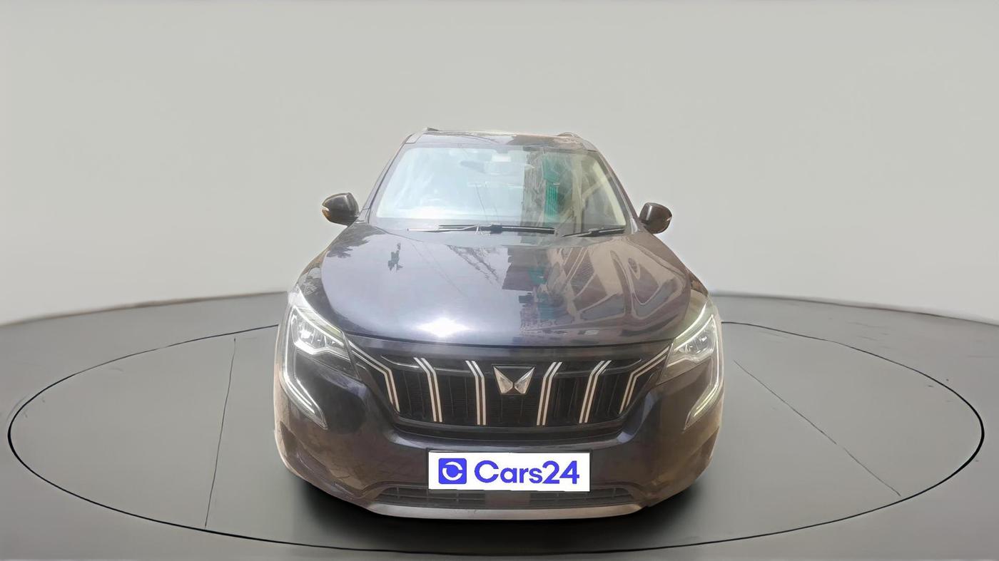 2022 Mahindra XUV700 AX 5 D MT 7 STR, Diesel, Manual, 25,793 km, exterior