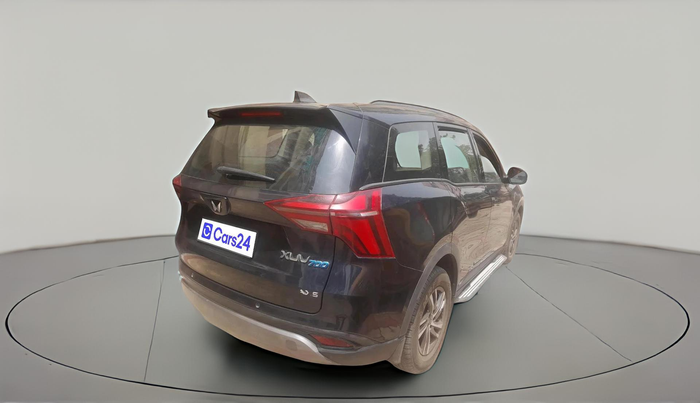 2022 Mahindra XUV700 AX 5 D MT 7 STR, Diesel, Manual, 25,793 km, exterior