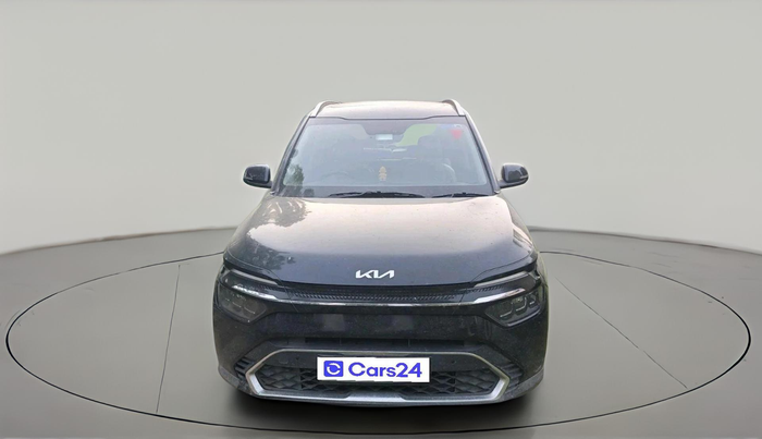 2022 KIA CARENS LUXURY PLUS 1.4 PETROL 7 STR, Petrol, Manual, 36,947 km, exterior
