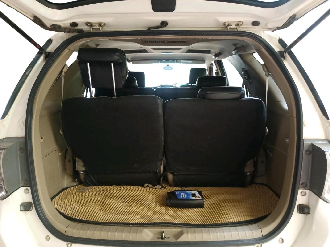 2013 Toyota Fortuner 3.0 4X2 AT, Diesel, Automatic, 2,70,197 km, exterior
