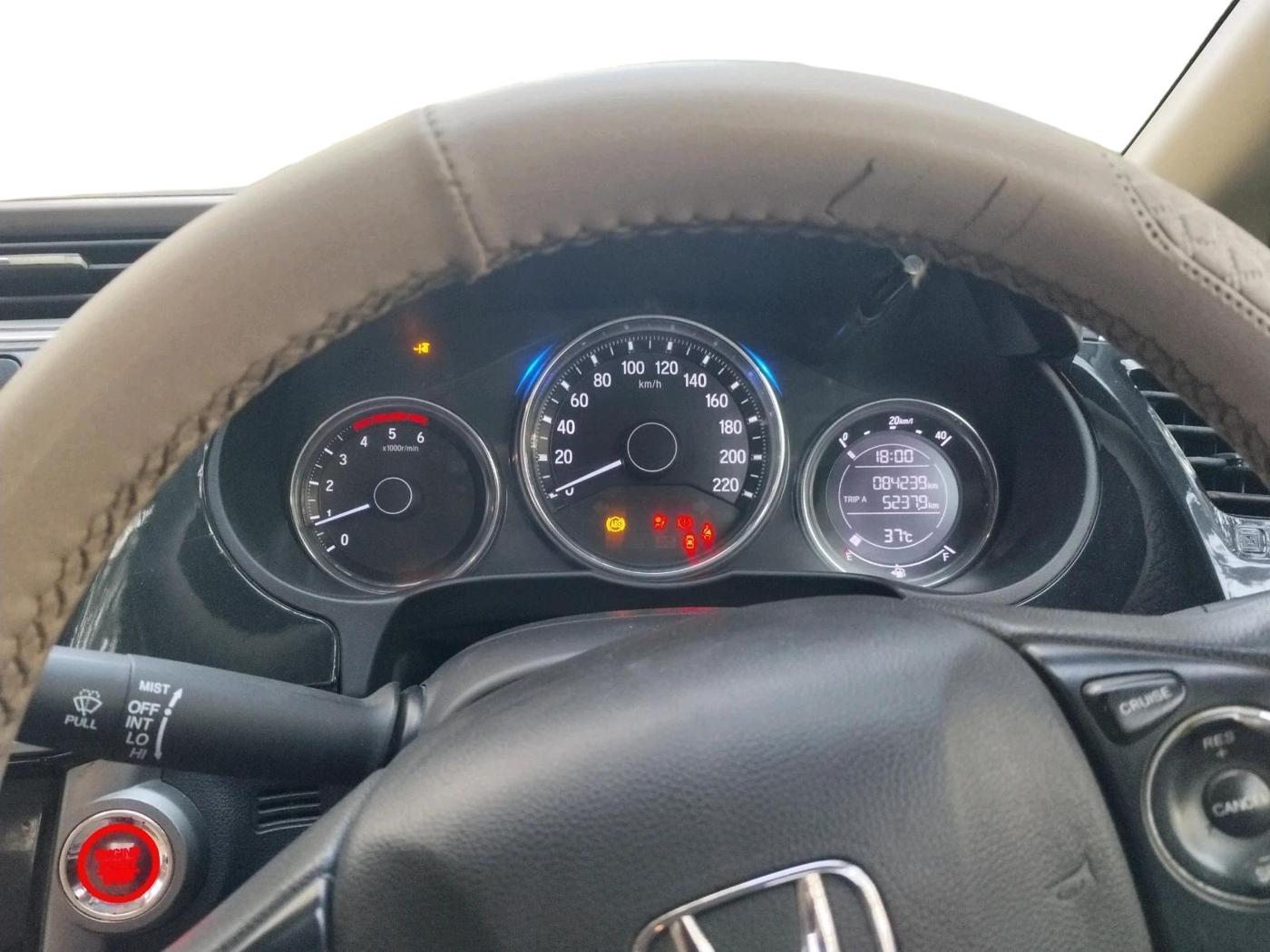 2017 Honda City 1.5L I-DTEC V, Diesel, Manual, 84,239 km, interior