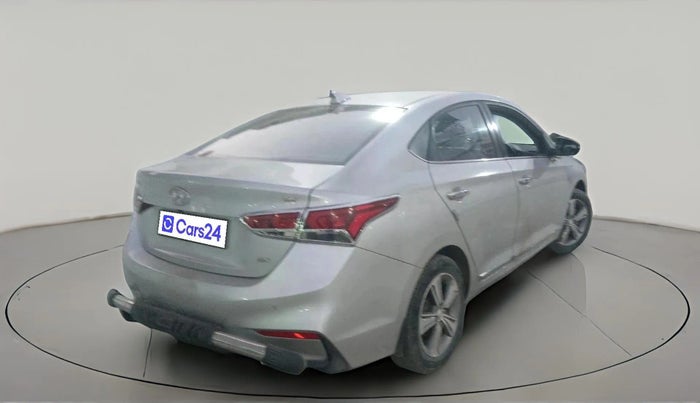 2017 Hyundai Verna 1.6 VTVT SX O, Petrol, Manual, 94,872 km, exterior