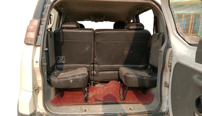 2016 Mahindra NUVOSPORT N8, Diesel, Manual, 88,831 km, exterior