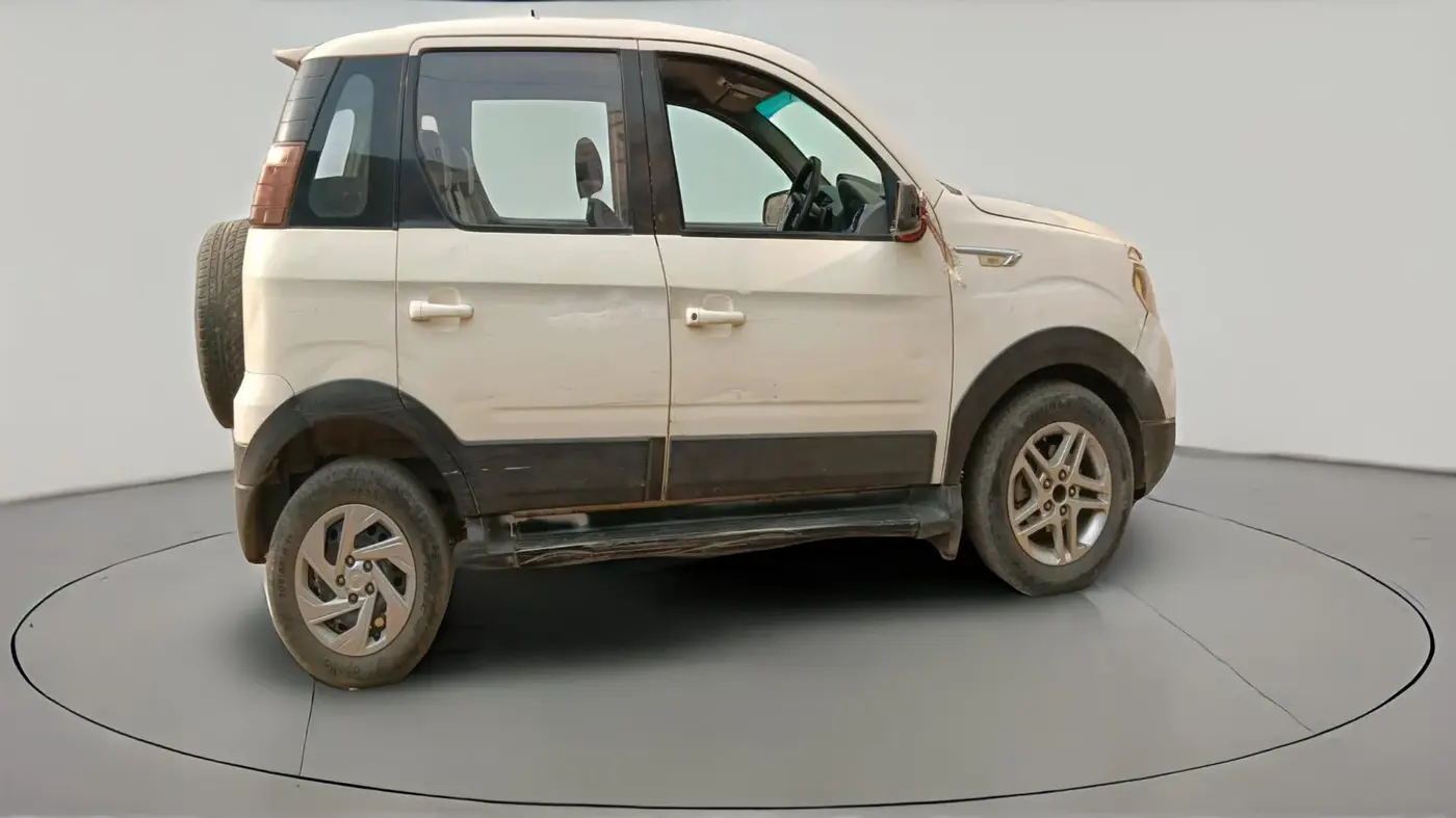 2016 Mahindra NUVOSPORT N8, Diesel, Manual, 88,831 km, exterior