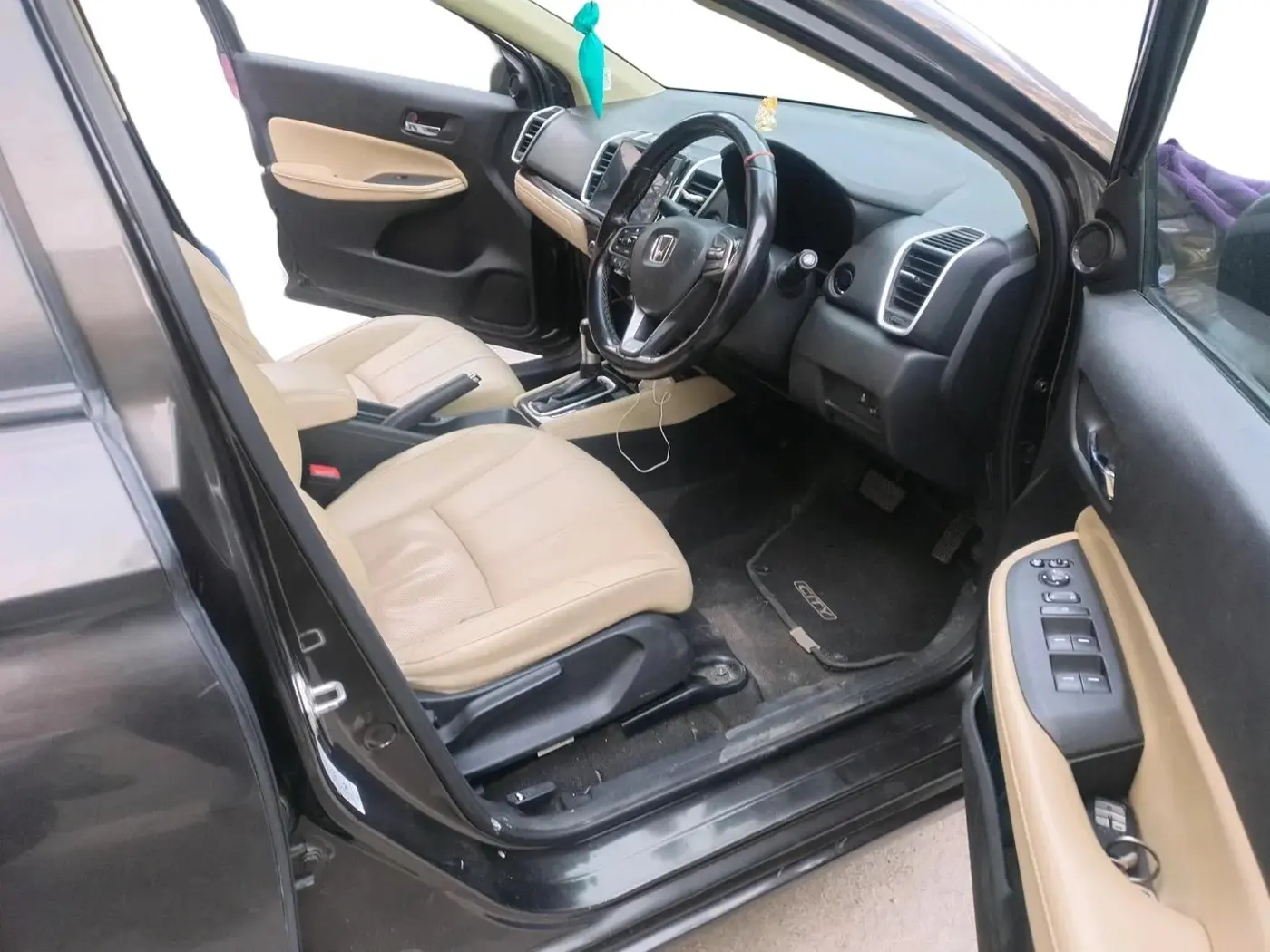 2021 Honda City 1.5L I-VTEC ZX CVT, Petrol, Automatic, 34,680 km, interior