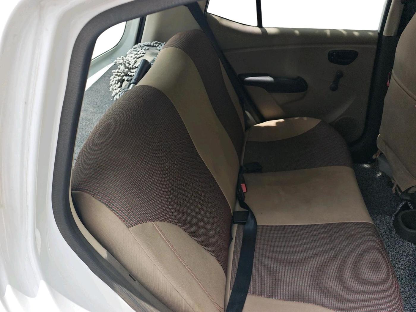 2011 Hyundai i10 ERA 1.1, Petrol, Manual, 29,691 km, interior