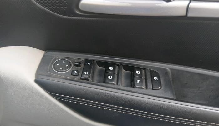 2020 KIA SONET HTX 1.5, Diesel, Manual, 1,82,208 km, interior