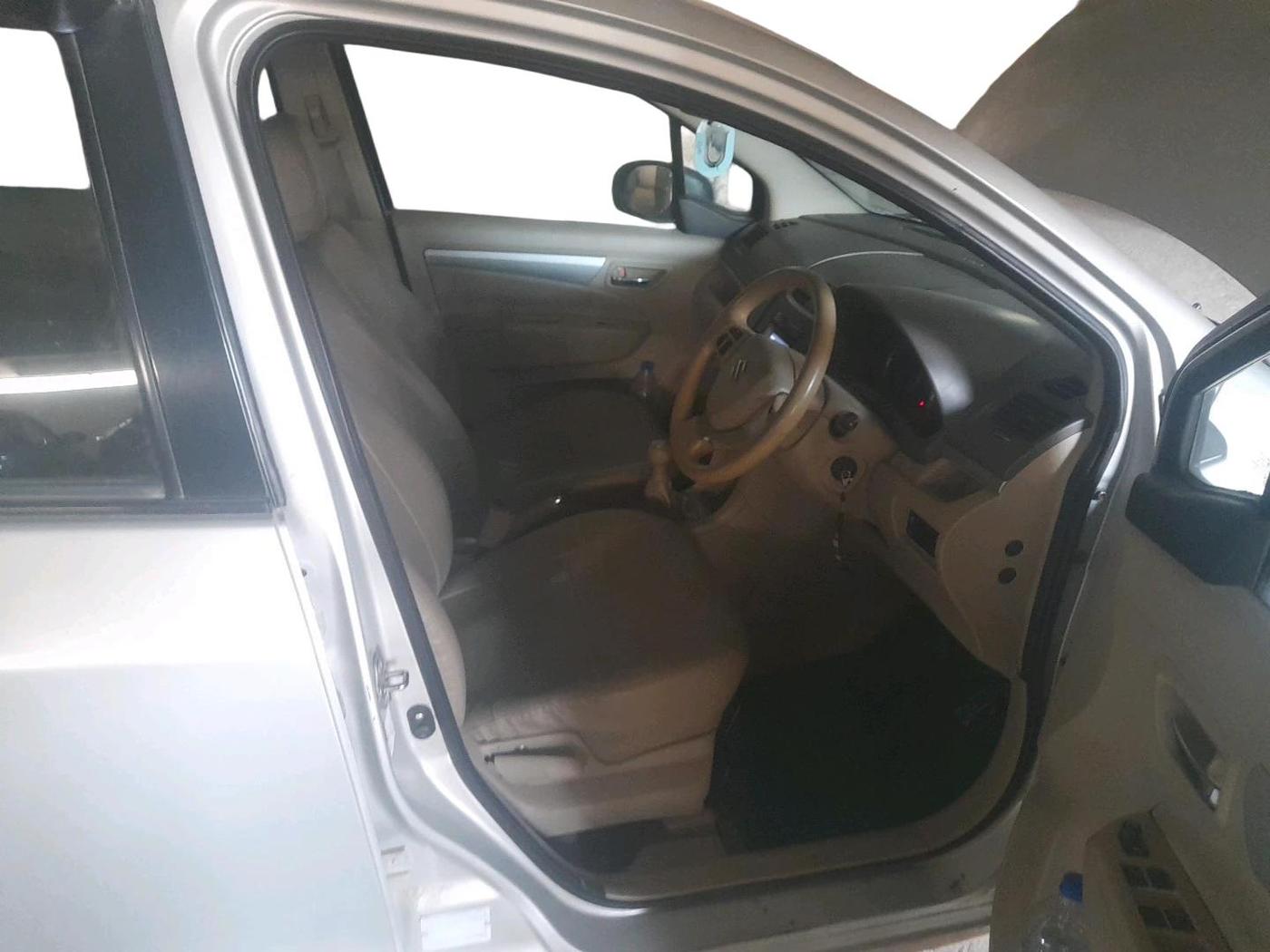 2016 Maruti Ertiga VDI SHVS, Diesel, Manual, 1,00,001 km, interior