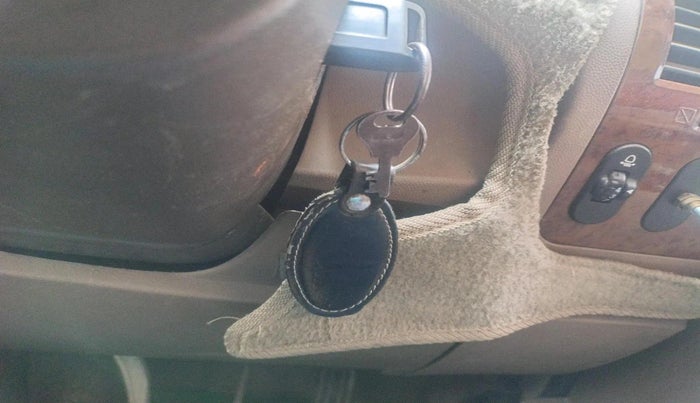 2012 Mahindra Bolero SLX BS-III, Diesel, Manual, 1,02,025 km, interior