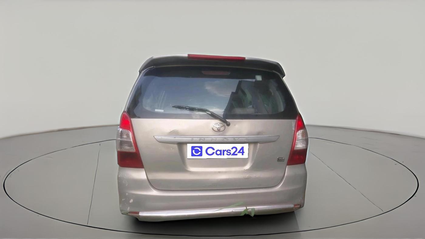 2012 Toyota Innova GX 2.5 7 STR, Diesel, Manual, 2,06,178 km, exterior