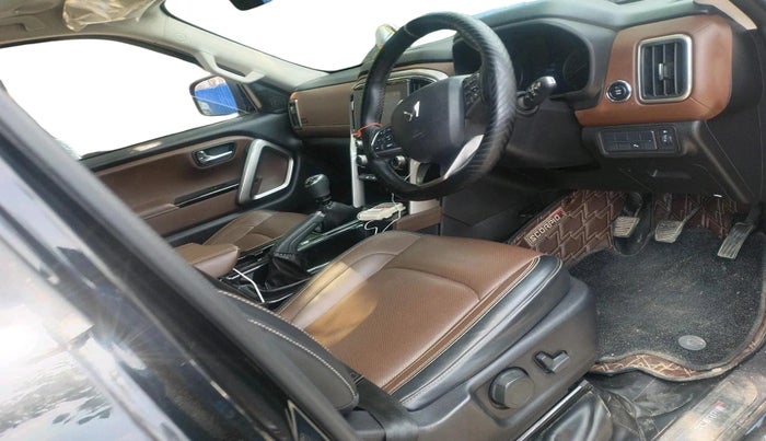 2024 Mahindra SCORPIO-N Z8 L DIESEL MT 2WD 7 STR, Diesel, Manual, 52,226 km, interior