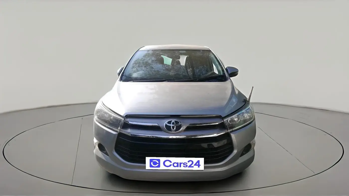 2018 Toyota Innova Crysta 2.4 G 8 STR, Diesel, Manual, 1,68,418 km, exterior