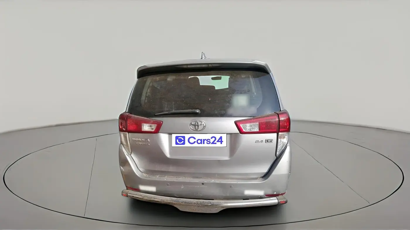 2018 Toyota Innova Crysta 2.4 G 8 STR, Diesel, Manual, 1,68,418 km, exterior