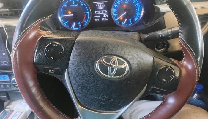 2014 Toyota Corolla Altis GL DIESEL, Diesel, Manual, 1,00,984 km, interior
