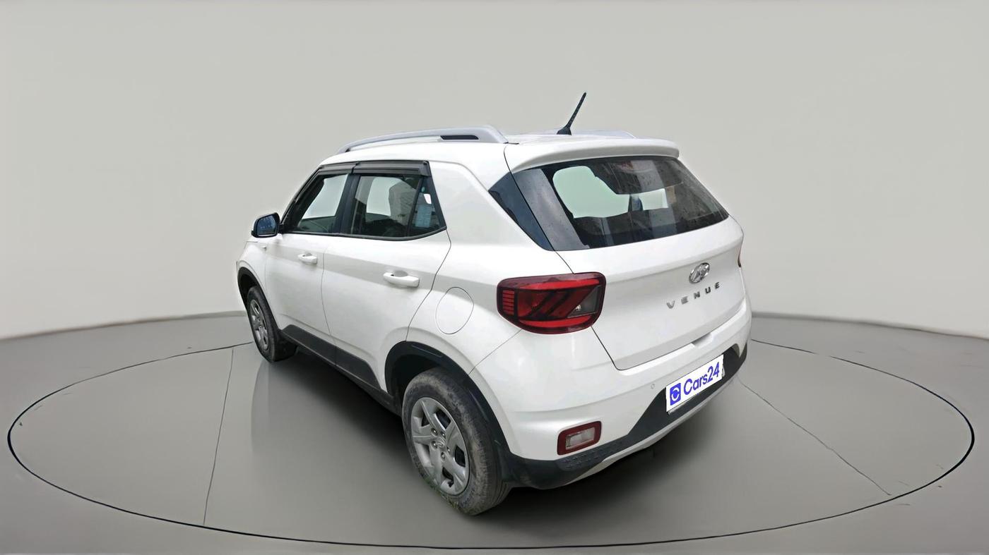 2019 Hyundai VENUE S 1.2, Petrol, Manual, 94,152 km, exterior