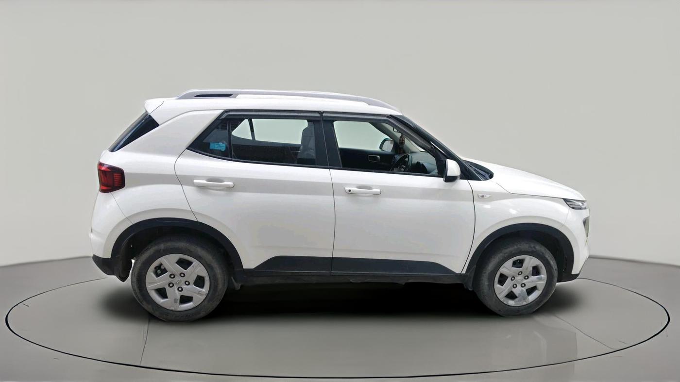 2019 Hyundai VENUE S 1.2, Petrol, Manual, 94,152 km, exterior