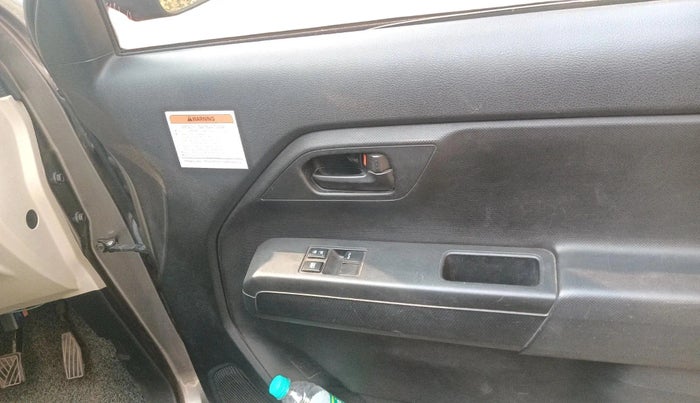 2021 Maruti New Wagon-R LXI CNG 1.0, CNG, Manual, 12,905 km, interior