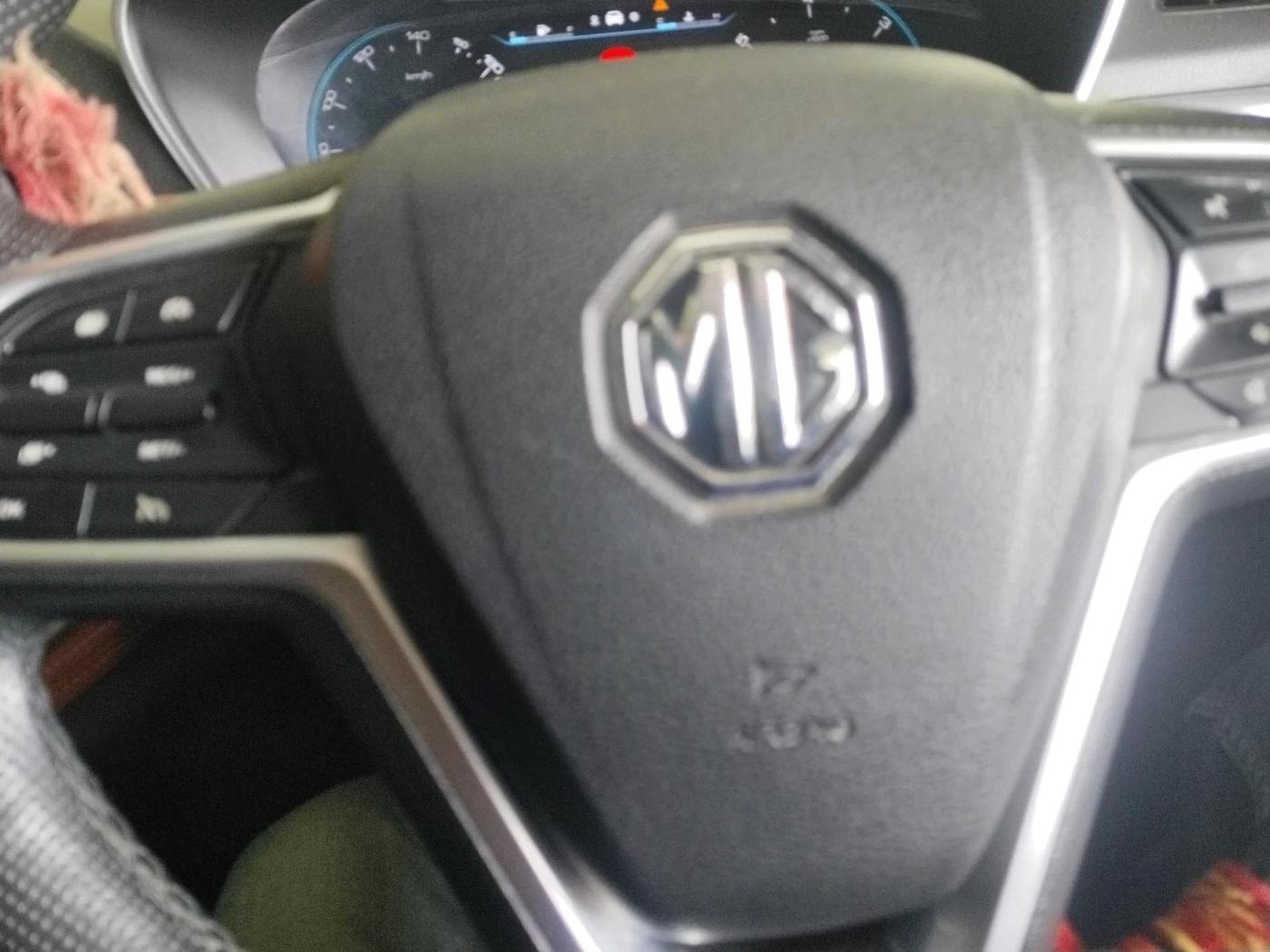 2022 MG HECTOR PLUS SHARP 2.0 DIESEL TURBO MT 6-STR, Diesel, Manual, 37,069 km, interior