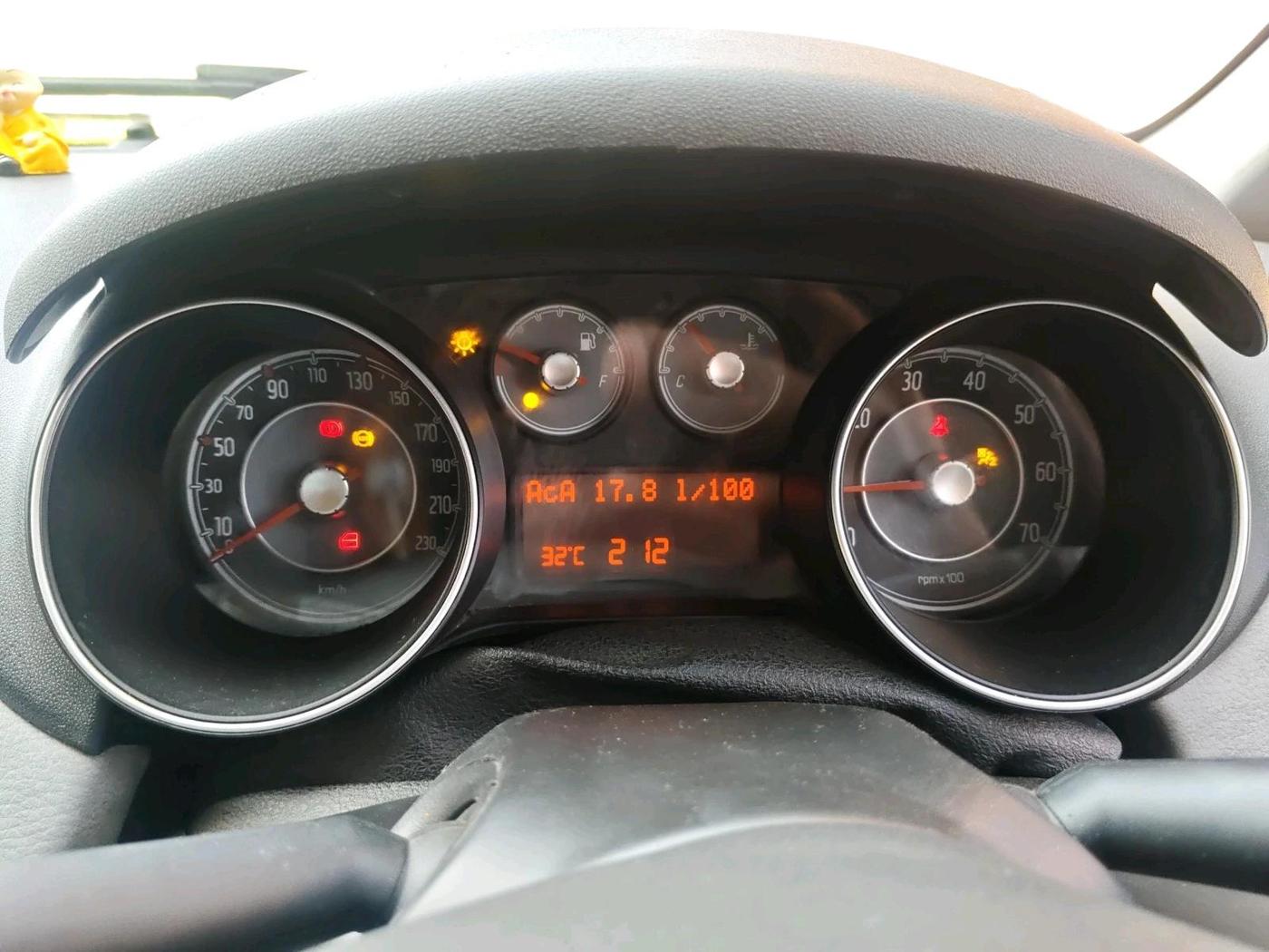 2015 Fiat Avventura EMOTION MULTIJET 1.3, Diesel, Manual, 65,421 km, interior