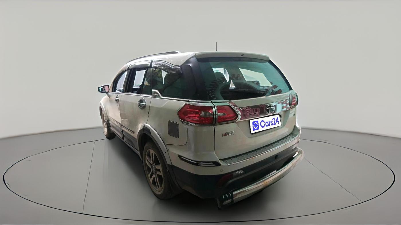 2017 Tata Hexa XT 4X2 7 STR, Diesel, Manual, 1,06,731 km, exterior