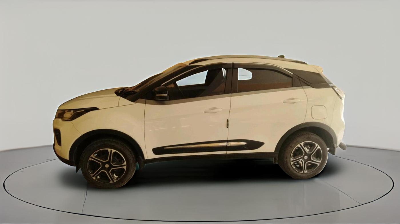 2022 Tata NEXON XZ PETROL, Petrol, Manual, 37,606 km, exterior