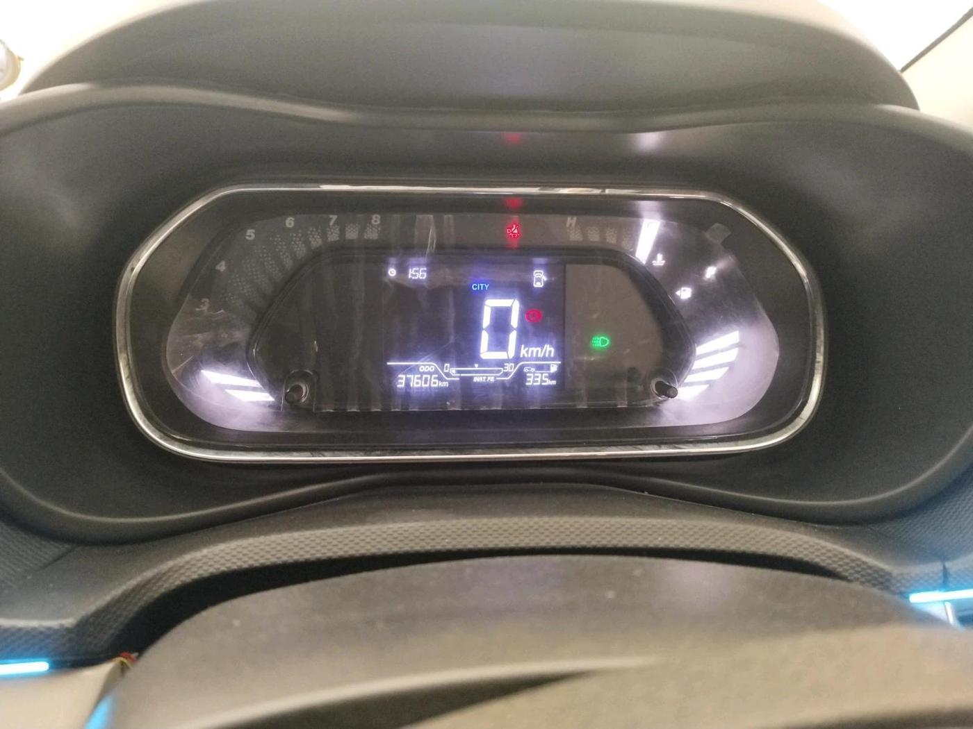 2022 Tata NEXON XZ PETROL, Petrol, Manual, 37,606 km, interior