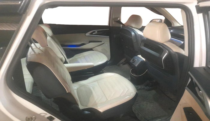 2022 KIA CARENS LUXURY PLUS 1.4 PETROL DCT 6 STR, Petrol, Automatic, 99,480 km, interior