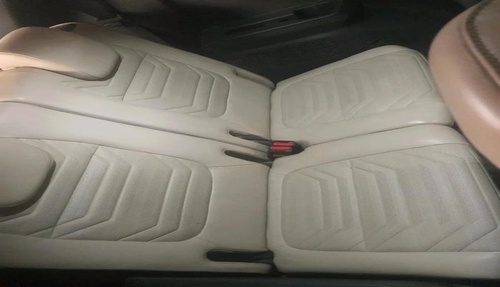 2022 KIA CARENS LUXURY PLUS 1.4 PETROL DCT 6 STR, Petrol, Automatic, 99,480 km, interior