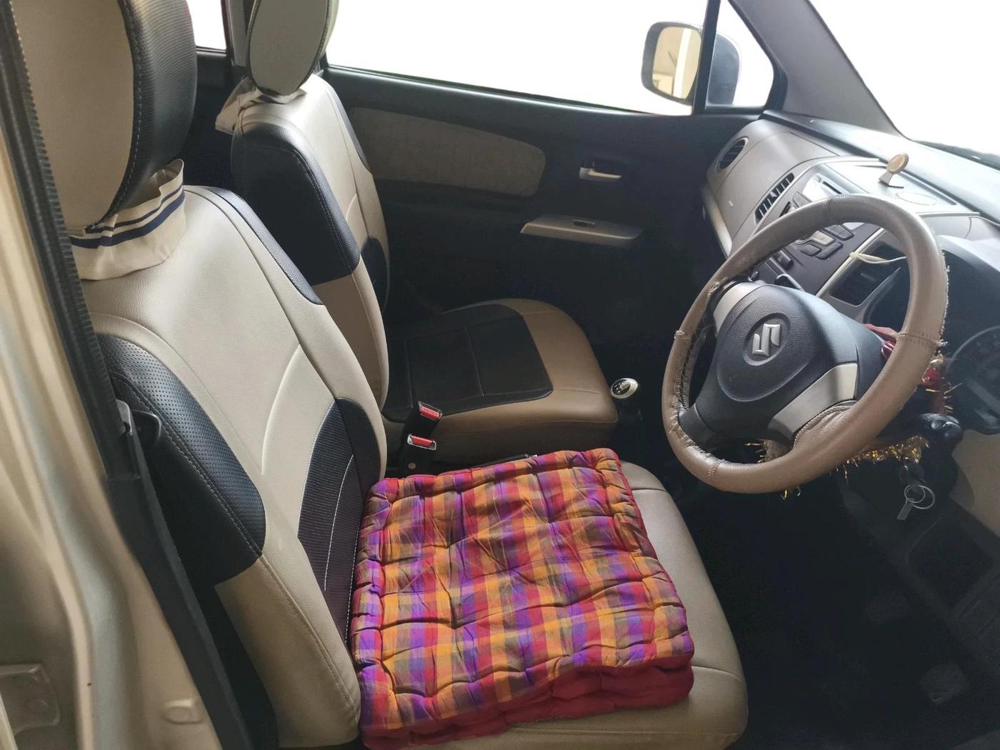 2013 Maruti Wagon R 1.0 VXI, Petrol, Manual, 26,635 km, interior