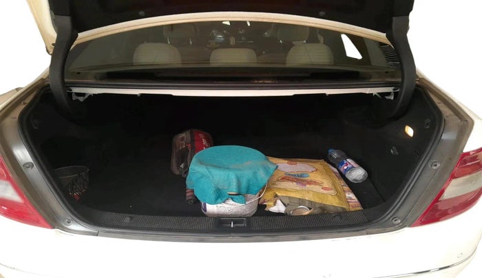 2011 Mercedes Benz C Class C 200 CGI ELEGANCE, Petrol, Automatic, 46,523 km, exterior