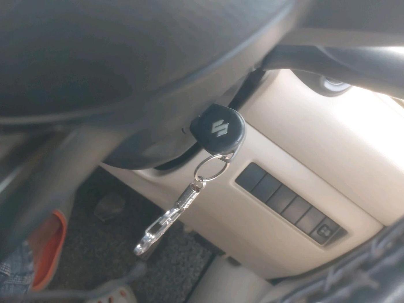 2018 Maruti Dzire VDI, Diesel, Manual, 1,26,854 km, interior