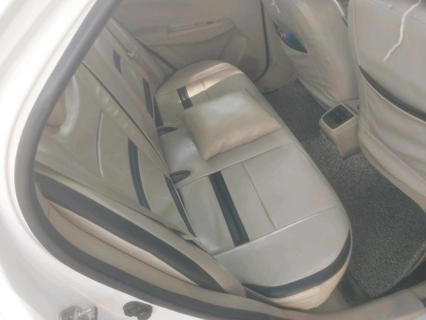 2018 Maruti Dzire VDI, Diesel, Manual, 1,26,854 km, interior
