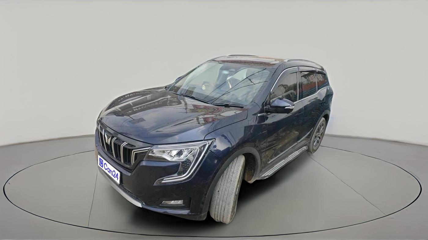 2022 Mahindra XUV700 AX 7 LUXURY D AWD AT 7 STR, Diesel, Automatic, 59,741 km, exterior