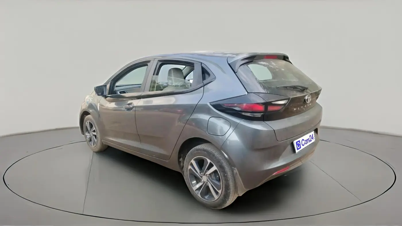2023 Tata ALTROZ XZ DIESEL, Diesel, Manual, 40,138 km, exterior