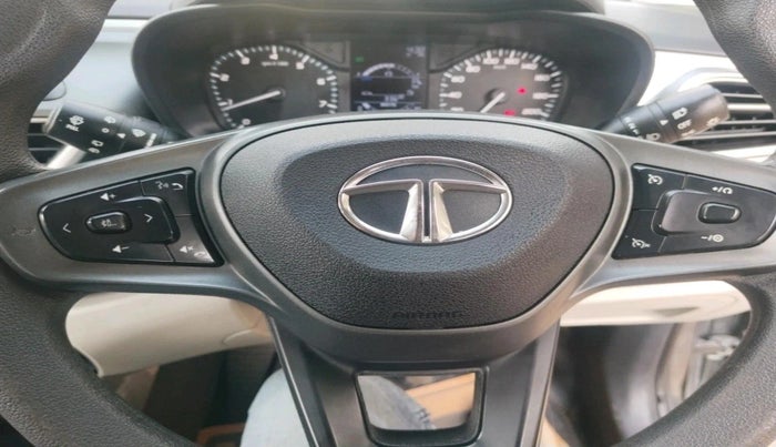 2023 Tata ALTROZ XZ DIESEL, Diesel, Manual, 40,138 km, interior