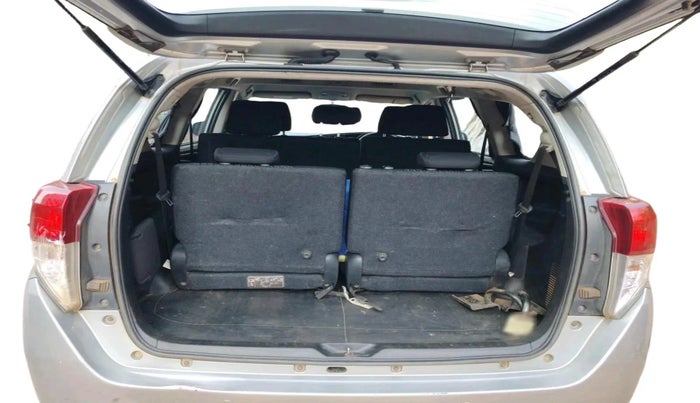 2018 Toyota Innova Crysta 2.4 GX 8 STR, Diesel, Manual, 1,45,696 km, exterior