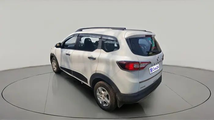 2019 Renault TRIBER RXZ, Petrol, Manual, 56,000 km, exterior