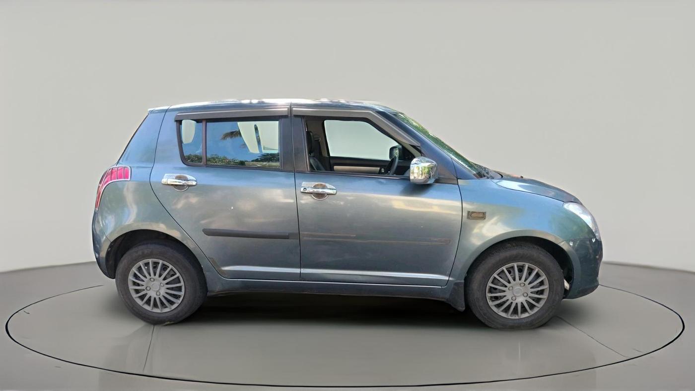 2011 Maruti Swift VXI, Petrol, Manual, 83,815 km, exterior