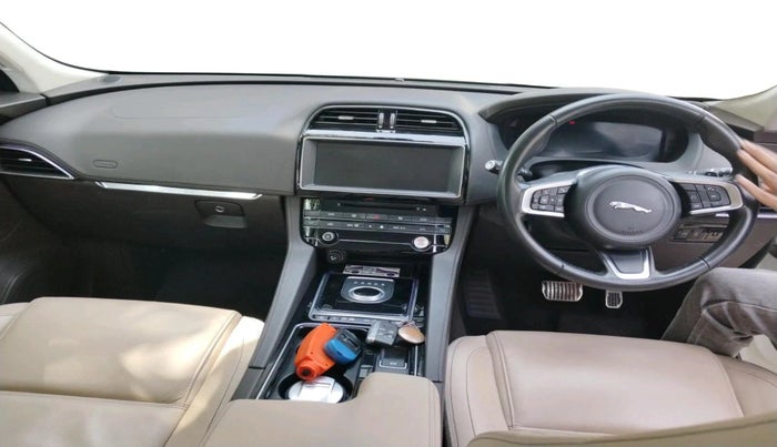2020 Jaguar F- PACE 2.0 PRESTIGE PETROL, Petrol, Automatic, 32,174 km, interior
