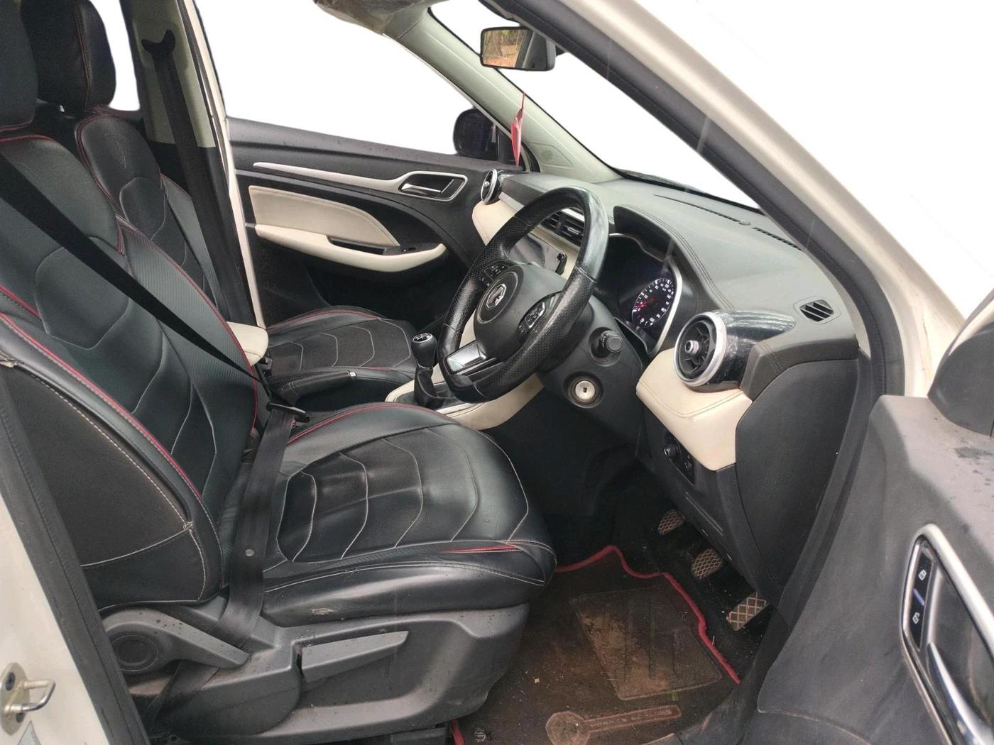 2022 MG ASTOR SUPER 1.5 MT, Petrol, Manual, 42,829 km, interior