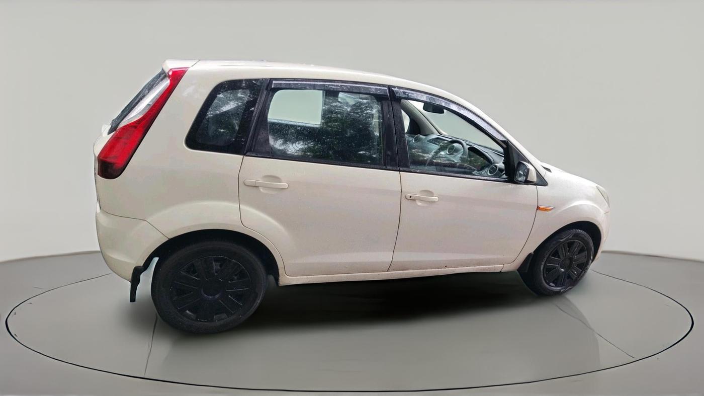 2011 Ford Figo ZXI 1.4 DIESEL, Diesel, Manual, 1,11,982 km, exterior