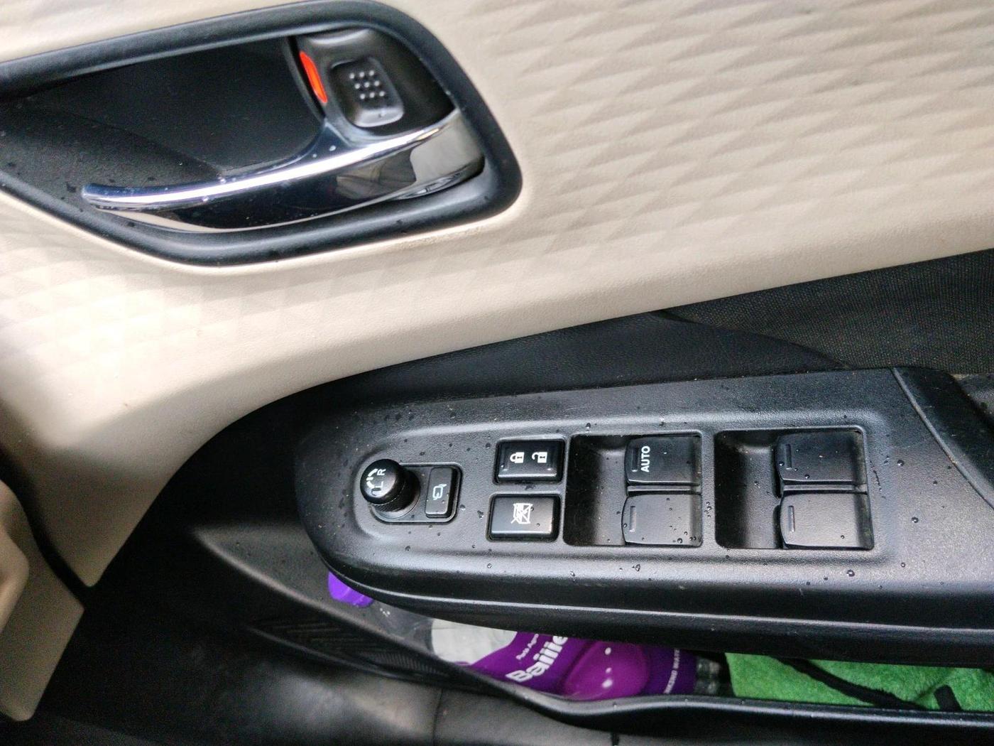 2025 Maruti Dzire ZXi CNG, CNG, Manual, 27,916 km, interior