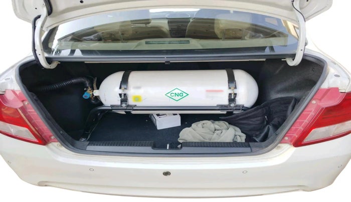 2024 Maruti Dzire ZXI CNG, CNG, Manual, 42,777 km, exterior