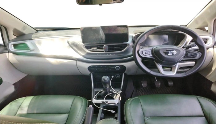 2024 Tata ALTROZ XZ Plus (S) LUX Diese, Diesel, Manual, 39,004 km, interior
