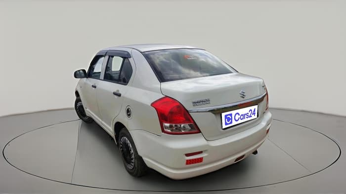 2011 Maruti Swift Dzire LXI, Petrol, Manual, 1,13,941 km, exterior