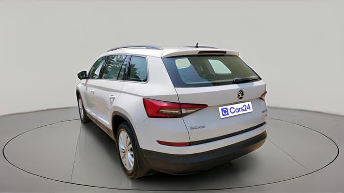2017 Skoda Kodiaq STYLE 2.0 TDI 4X4 AT, Diesel, Automatic, 1,76,451 km, exterior