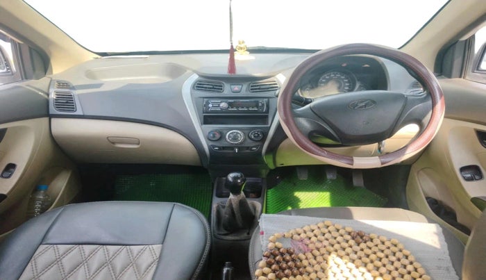 2017 Hyundai Eon ERA +, Petrol, Manual, 75,664 km, interior