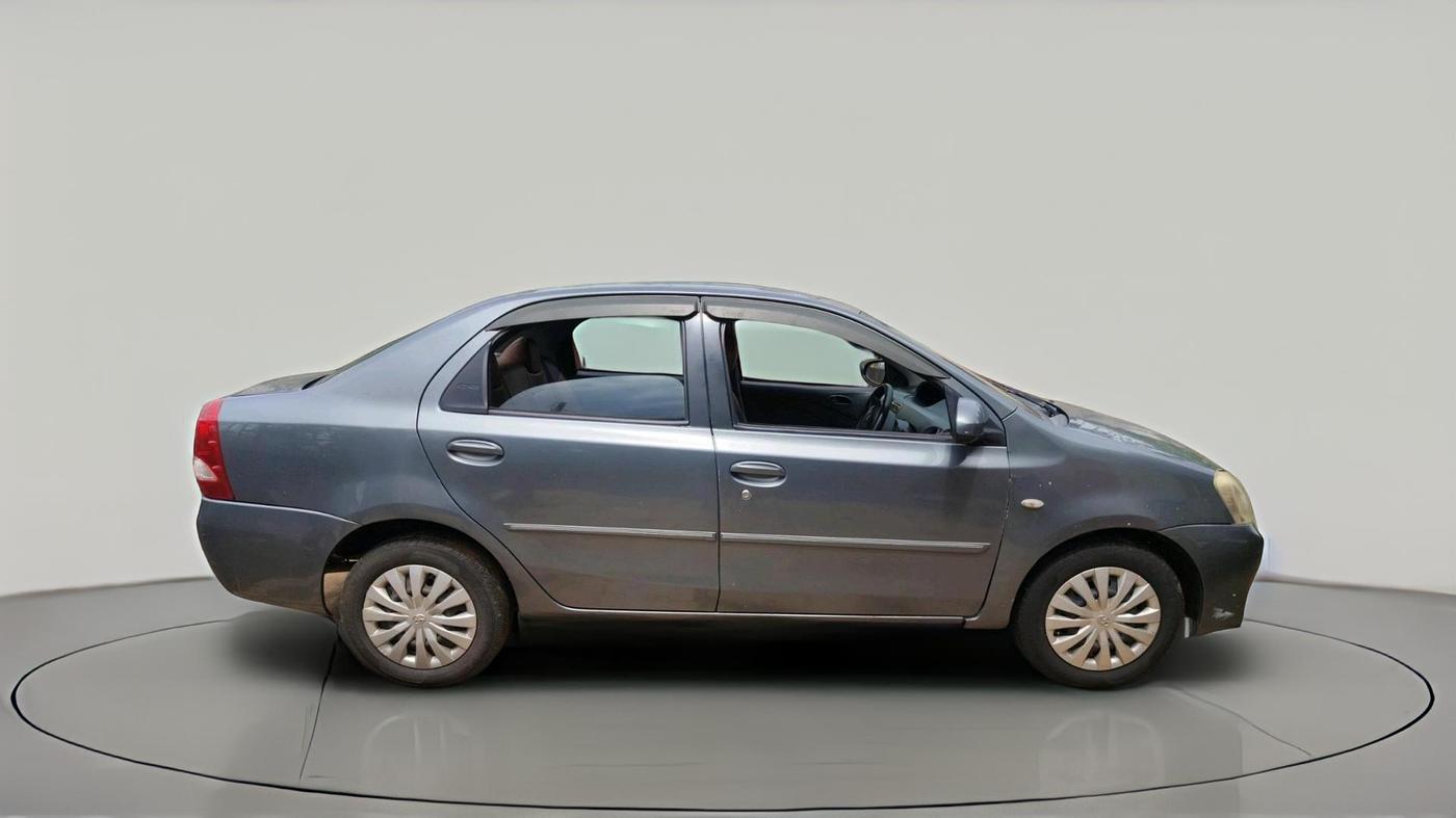 2013 Toyota Etios GD, Diesel, Manual, 2,76,816 km, exterior